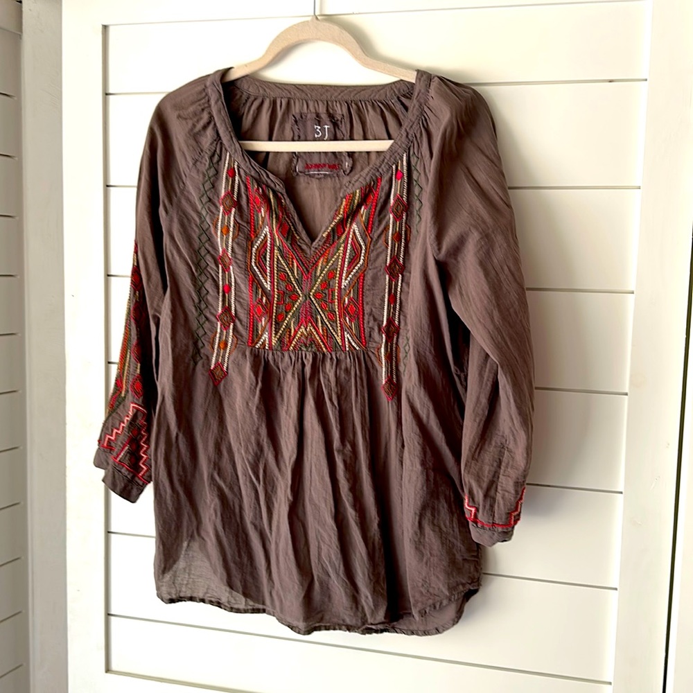 Johnny Was Embroidered Top. Beautiful like new.
